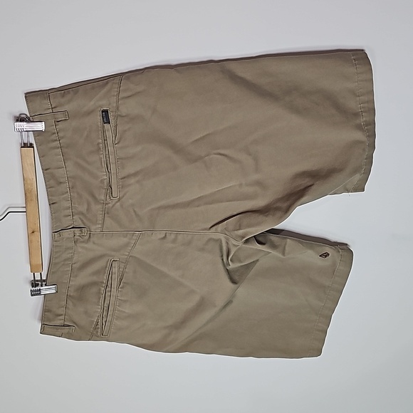Volcom tan 36" waist shorts - Picture 3 of 7